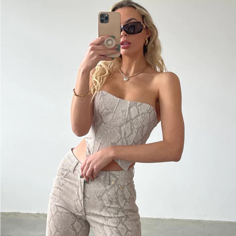 JAGGER & STONE LIL SNAKE CORSET GREY SNAKE